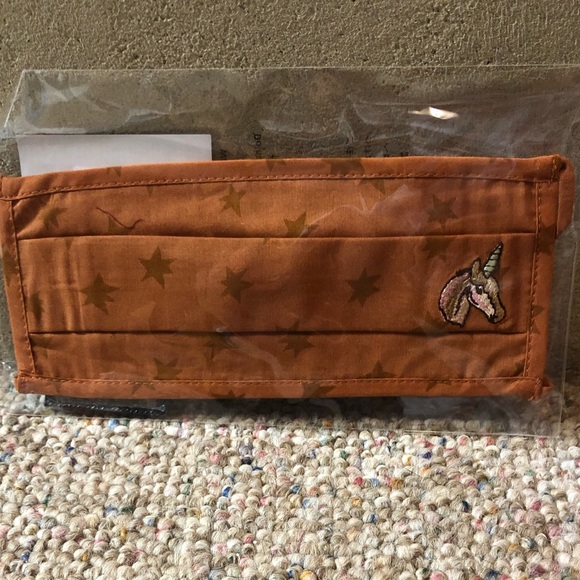 🆕 Coach Unicorn 🦄 Face Mask with Star Print - Picture 2 of 10